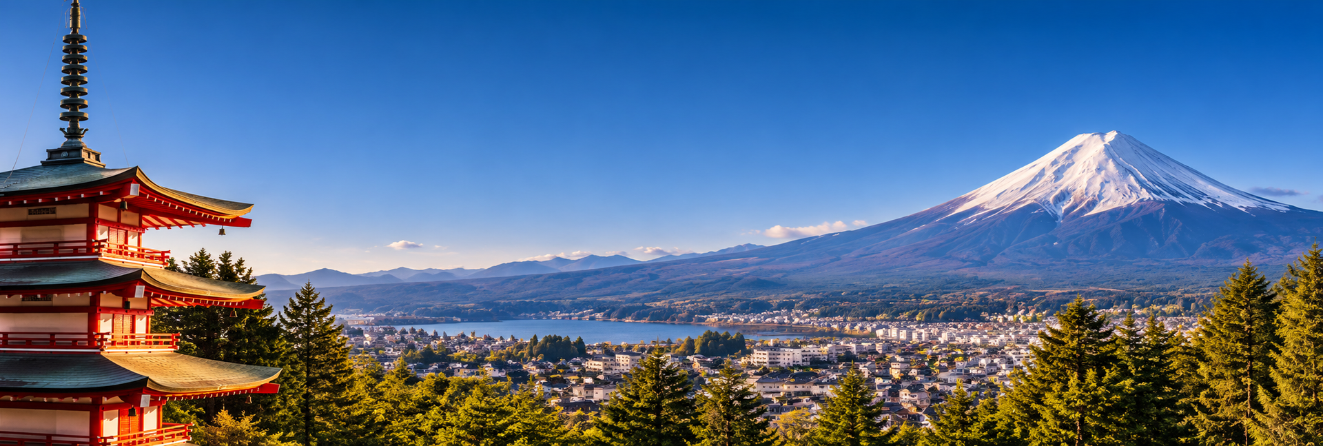 富士山と五重塔の町並み